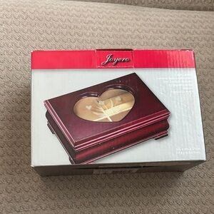 Joyero Heart-Shaped Wooden Jewelry Box NWT